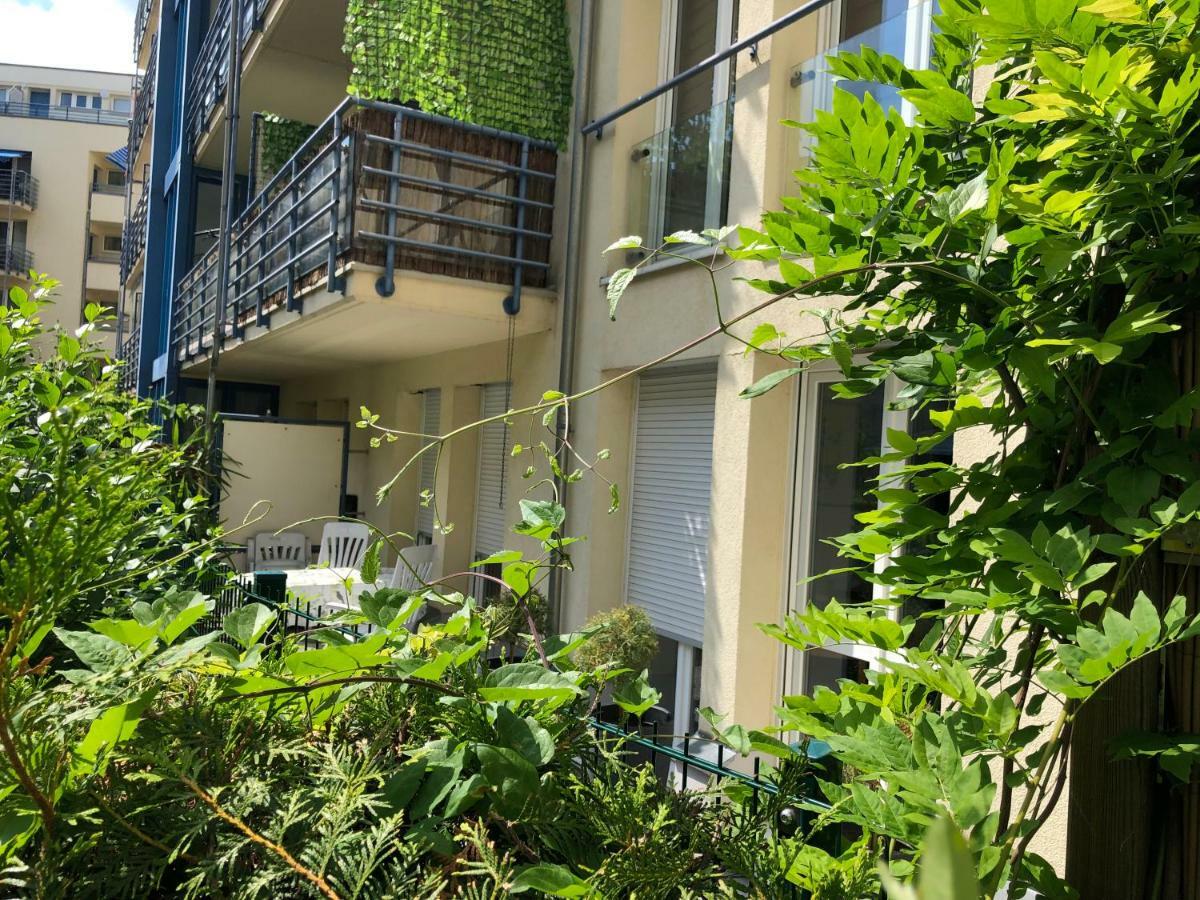 Sonnige Wohnung Im Zentrum Mit Terrasse U Tiefgarage - Netflix & Prime Leipzig Exterior photo